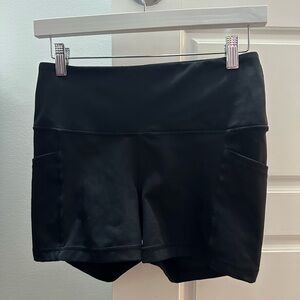🩷3 for $20🩷Black Athletic Shorts With Pockets. Size Medium.